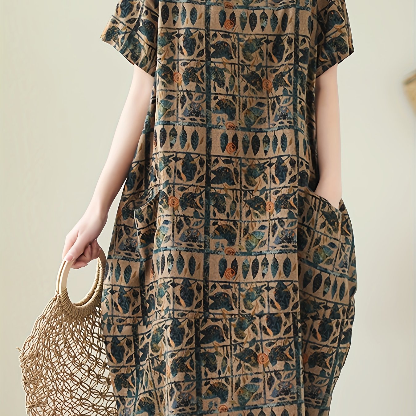 Beige and Navy / 2XL