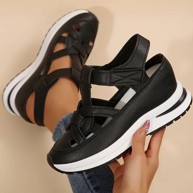 Black / 12