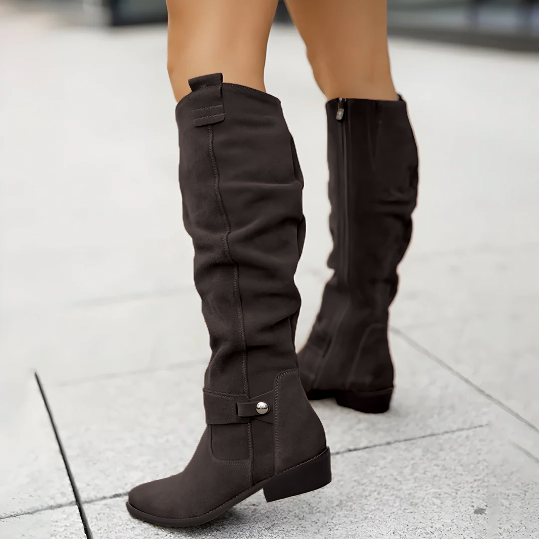 Black / 11