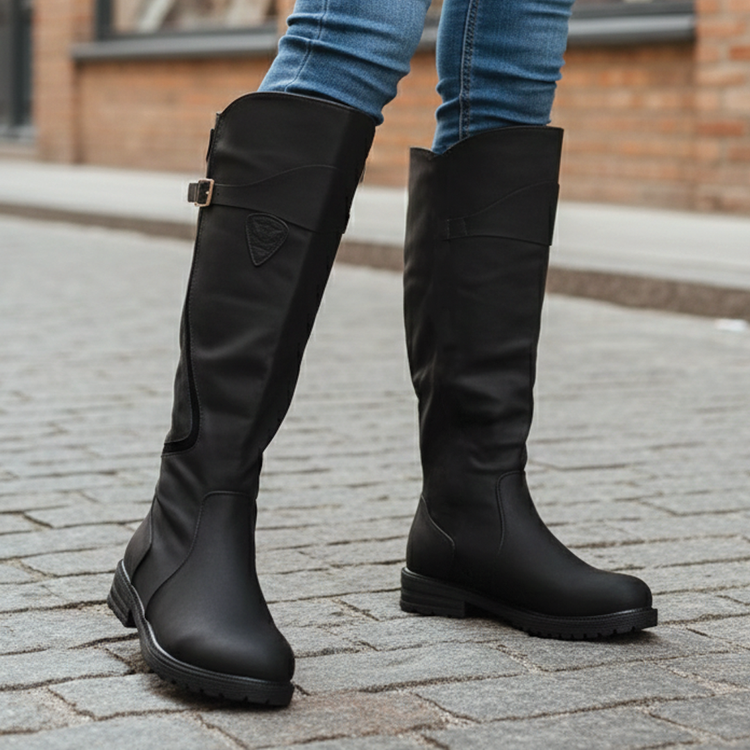 Black / 11