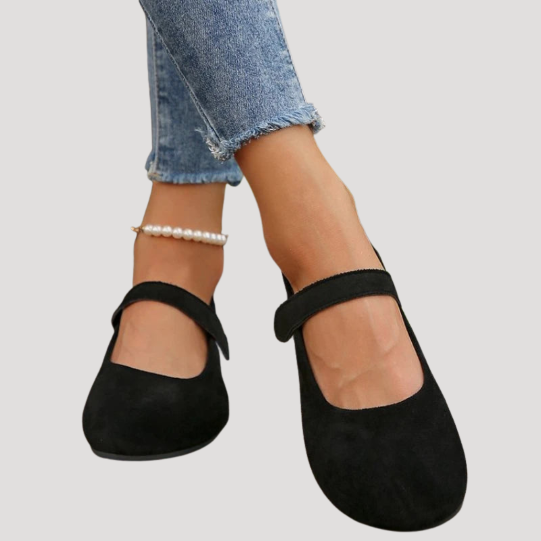 Black / 8