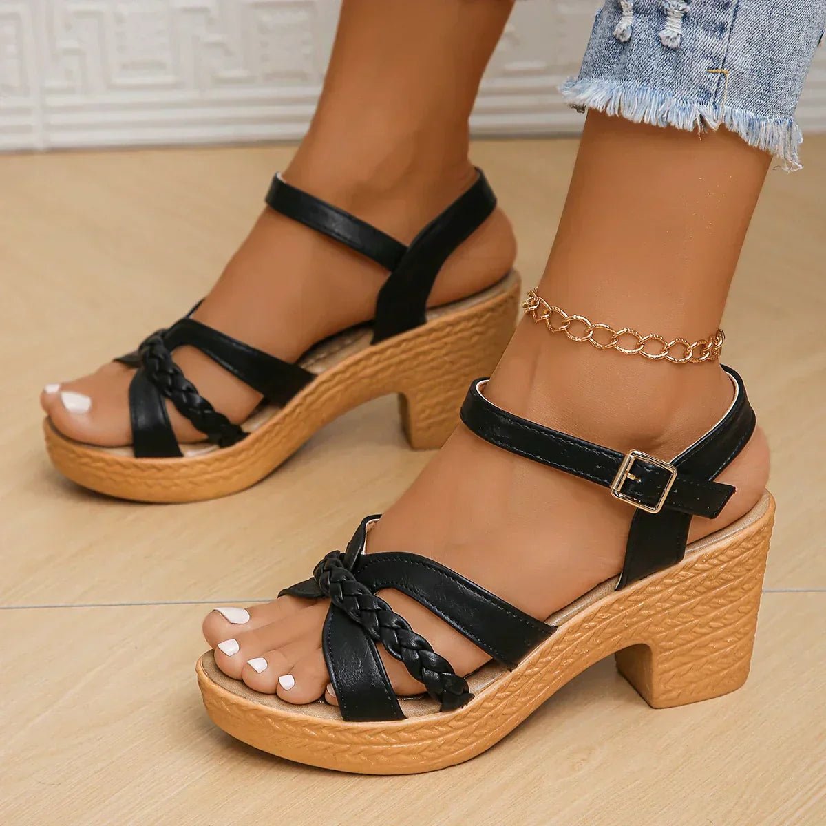 Black / US 12
